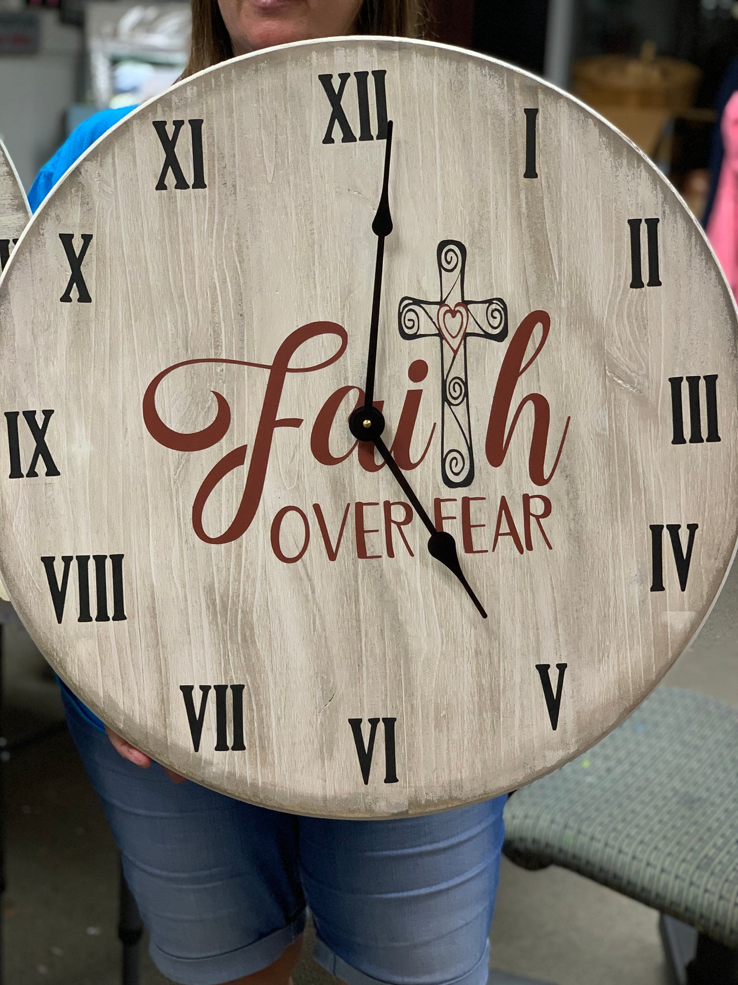 Farmhouse Clock, 24"