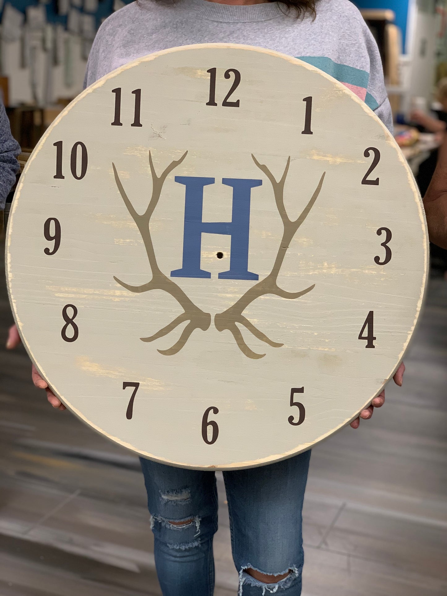 Farmhouse Clock, 24"