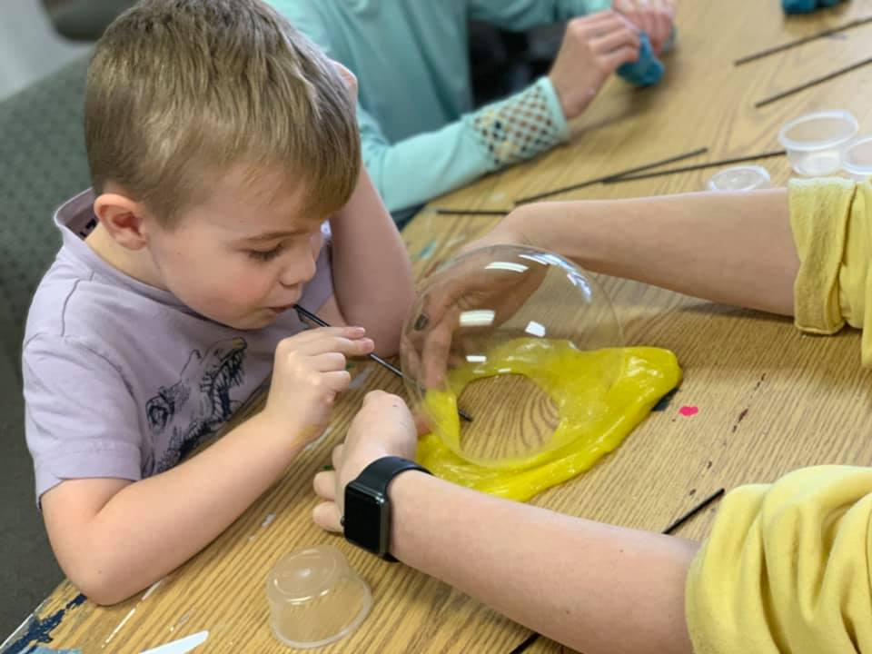 DIY Birthday pARTy SIGNS & SLIME