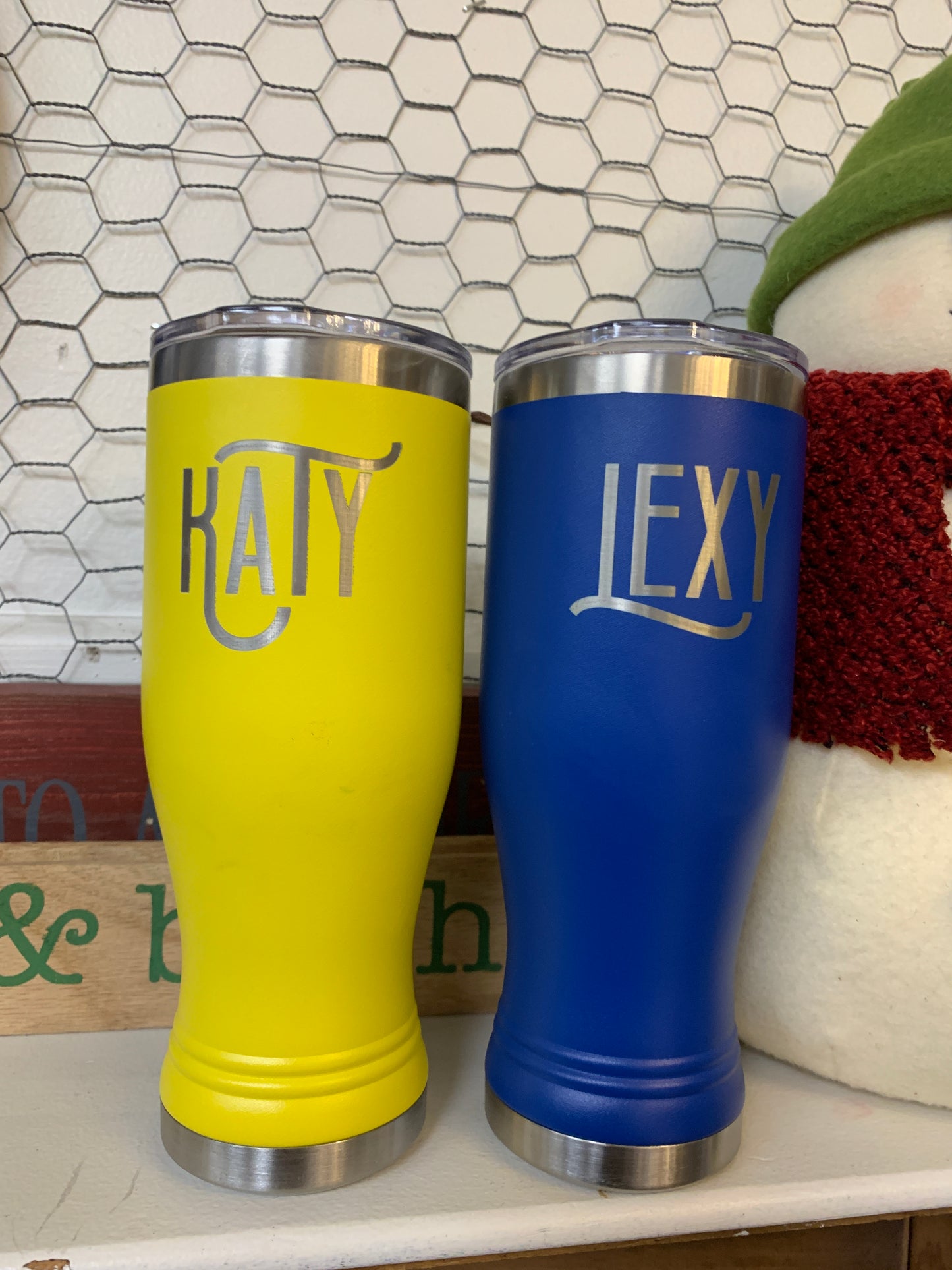 Drinkware: Pilsner Mugs