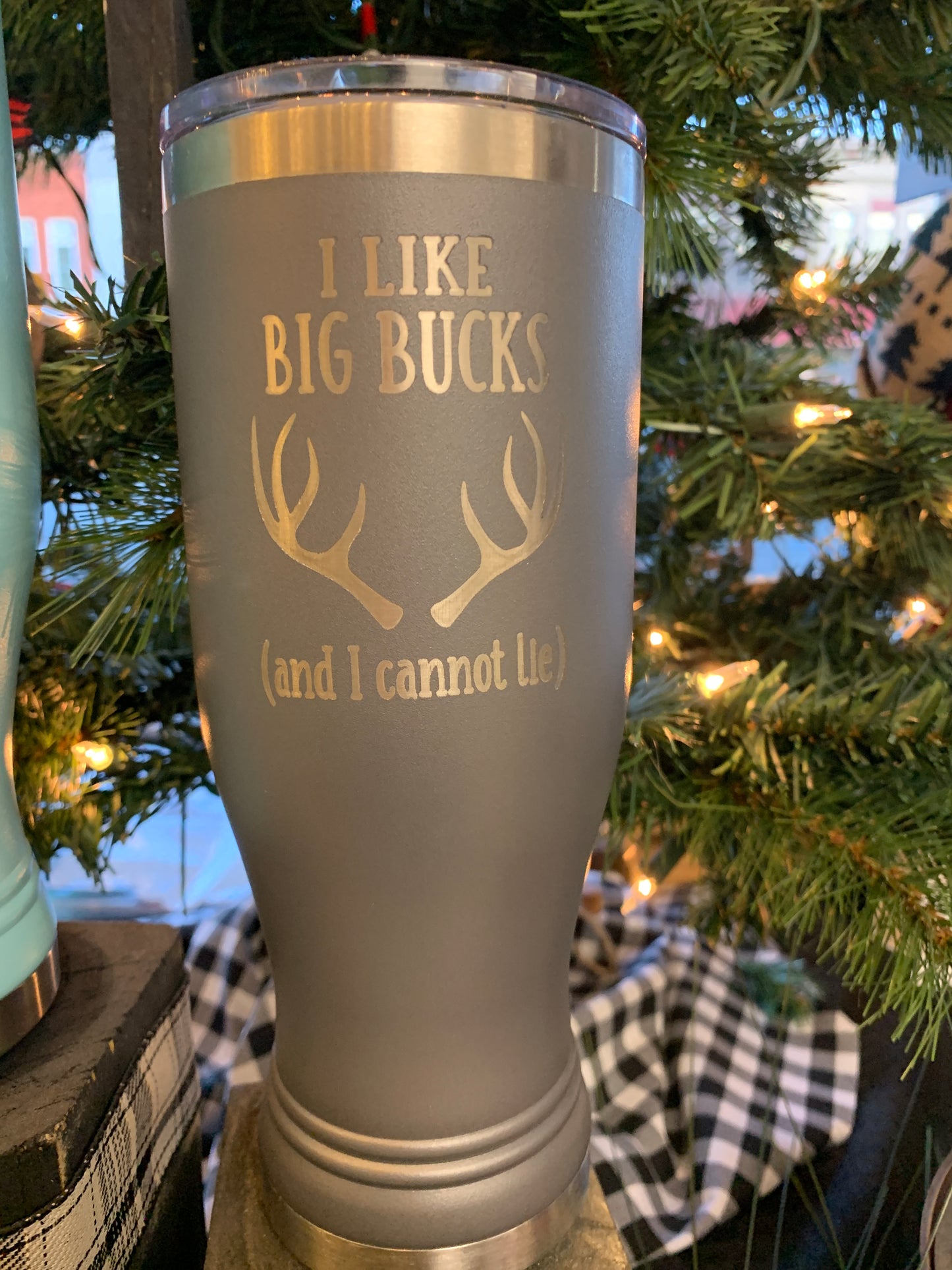 Drinkware: Pilsner Mugs