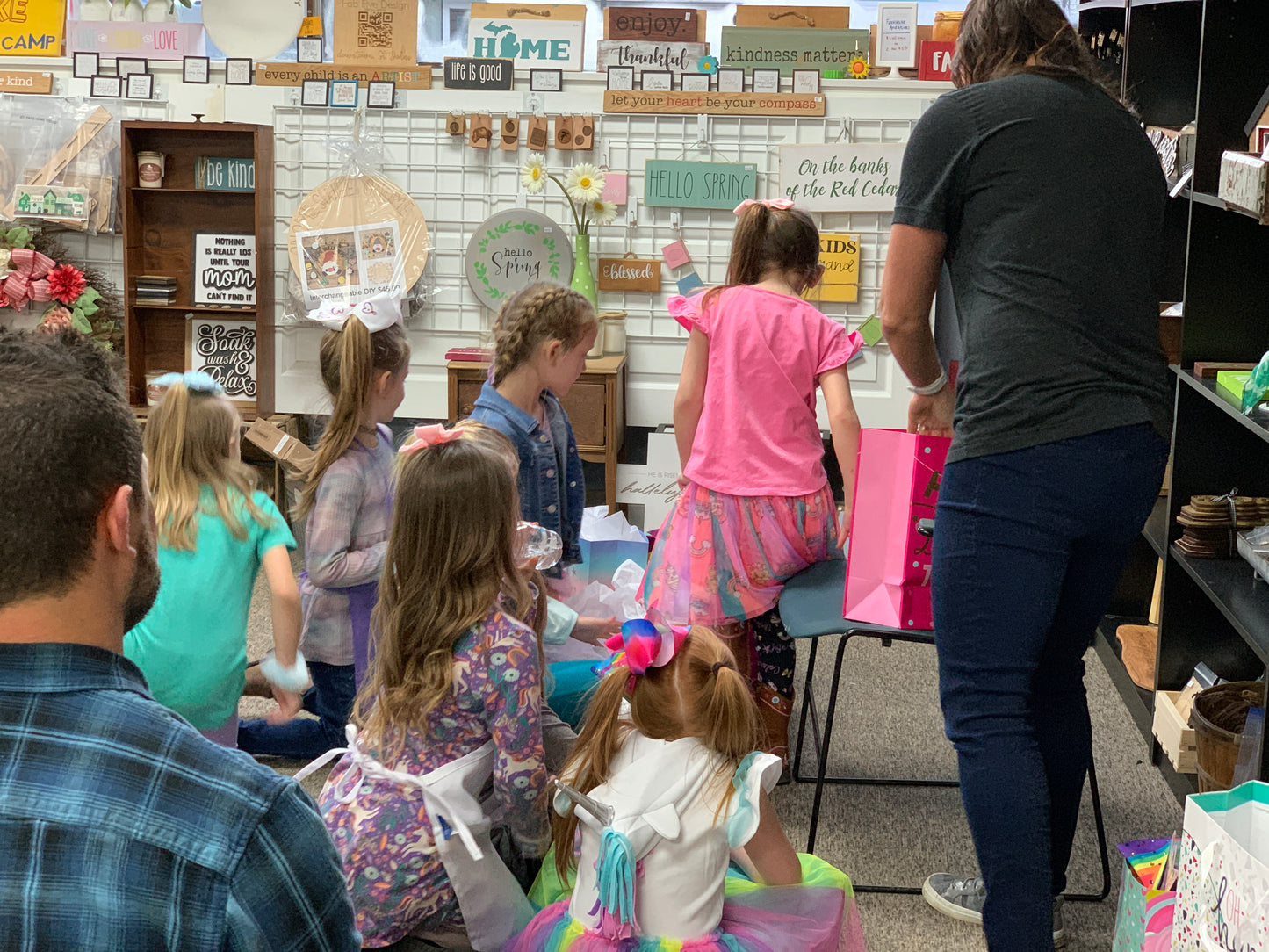 DIY Birthday pARTy SIGNS & SLIME
