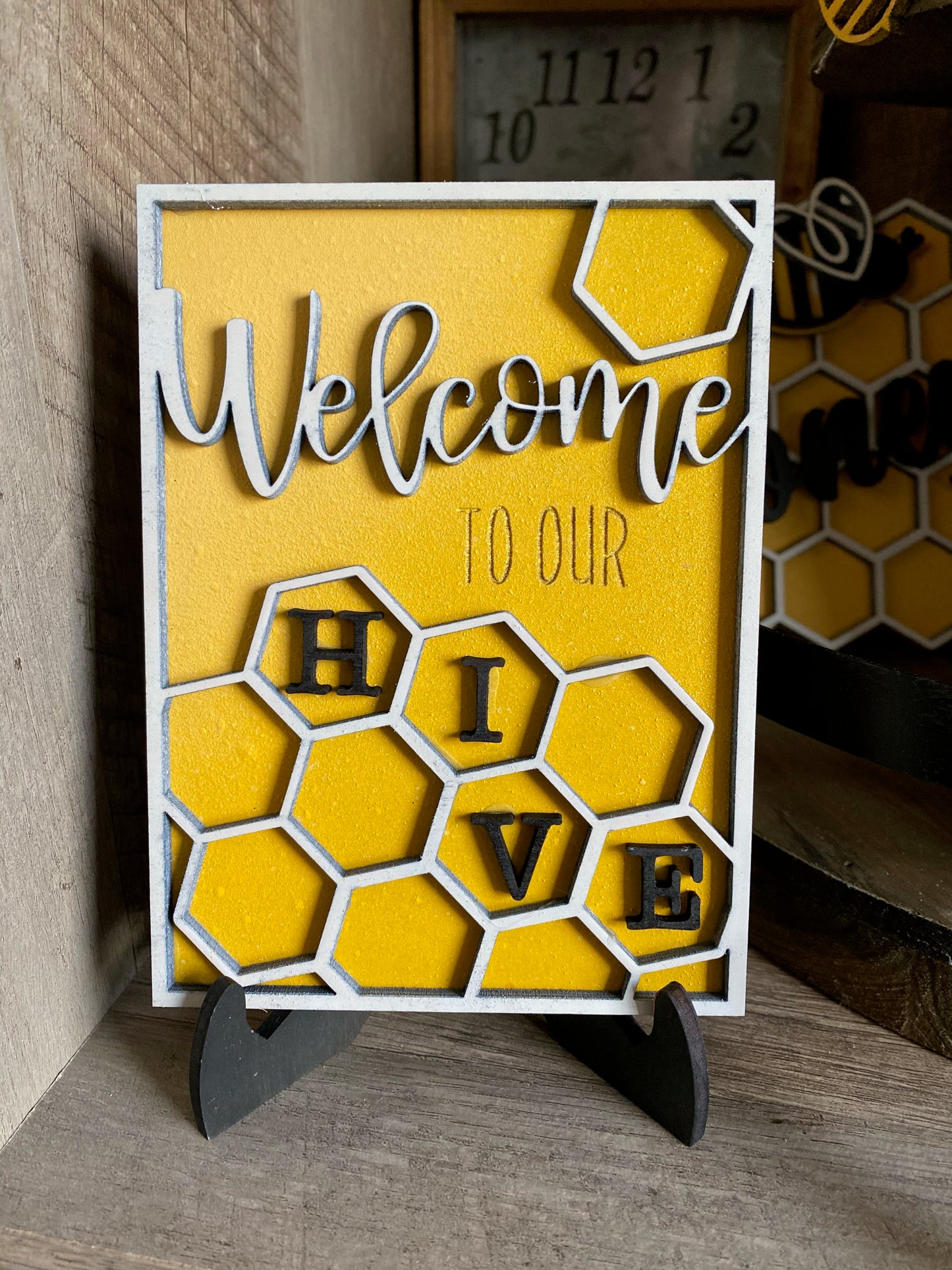 Bee Tiered Tray
