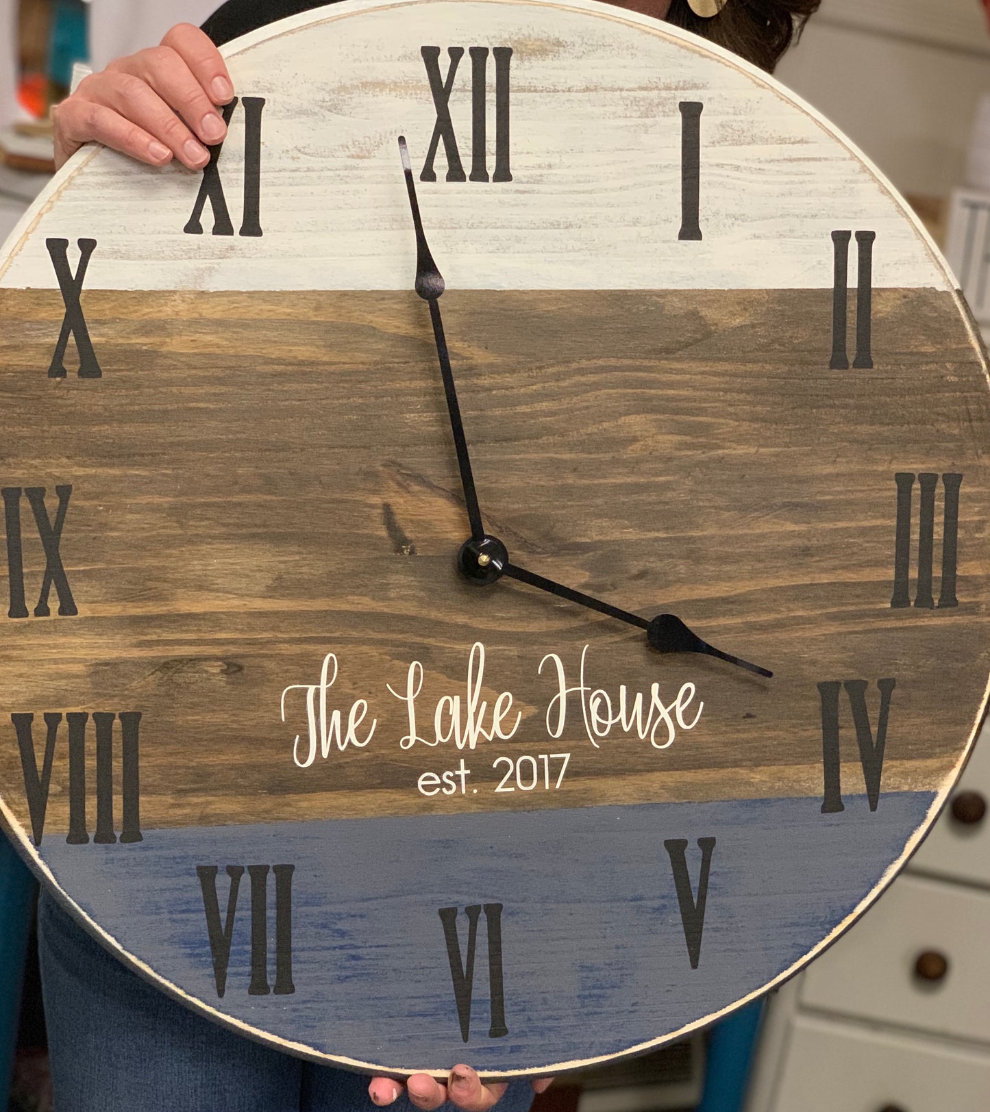 Farmhouse Clock, 18"
