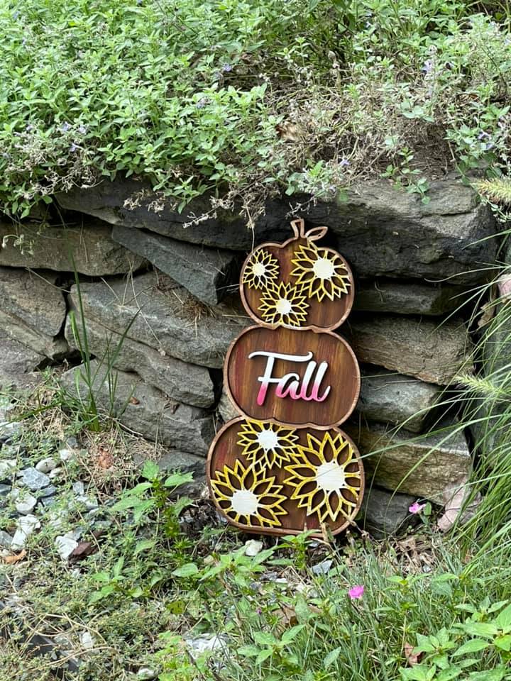 Standing Stacked Pumpkins, 48" XL